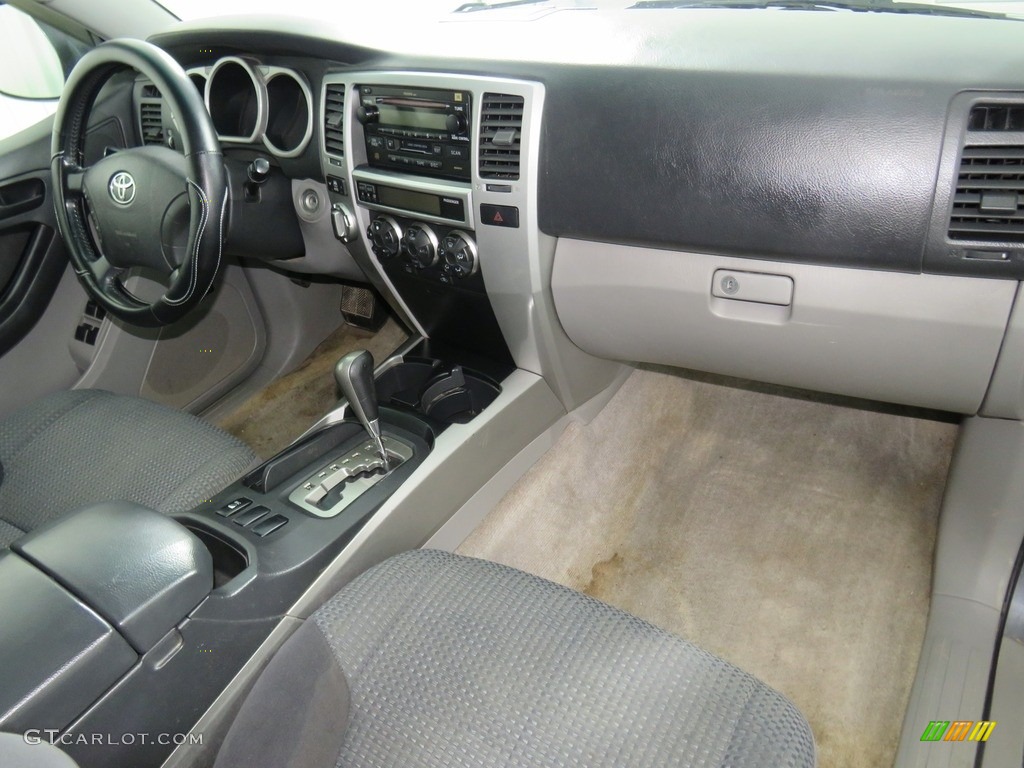 2004 4Runner SR5 4x4 - Galactic Gray Mica / Stone photo #30
