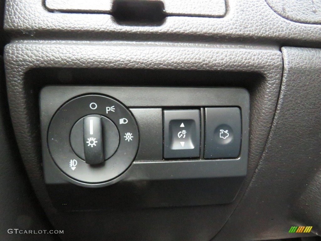 2010 Fusion SEL V6 - Tuxedo Black Metallic / Charcoal Black photo #22