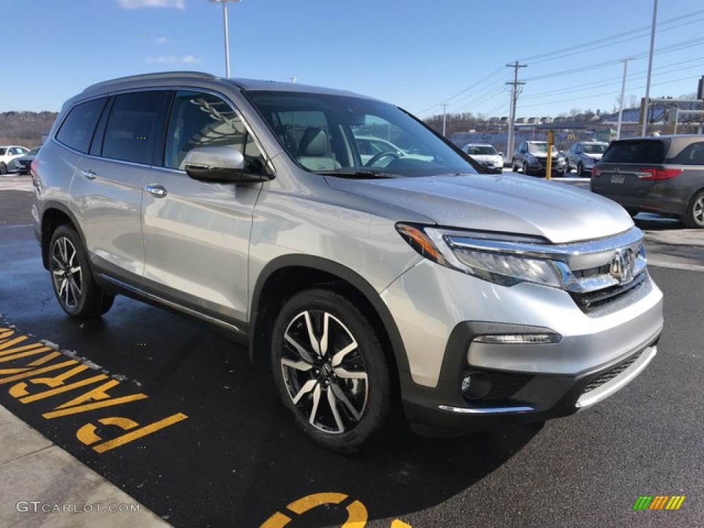 Lunar Silver Metallic 2019 Honda Pilot Elite AWD Exterior Photo #131608987