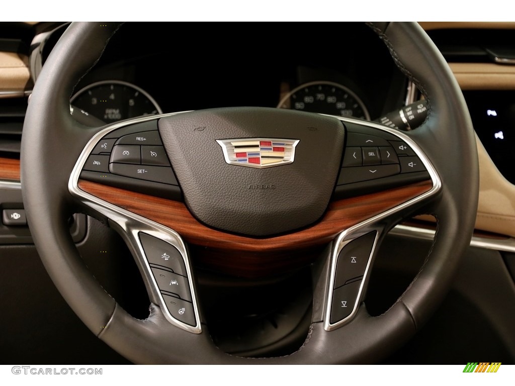 2017 Cadillac XT5 Platinum AWD Steering Wheel Photos