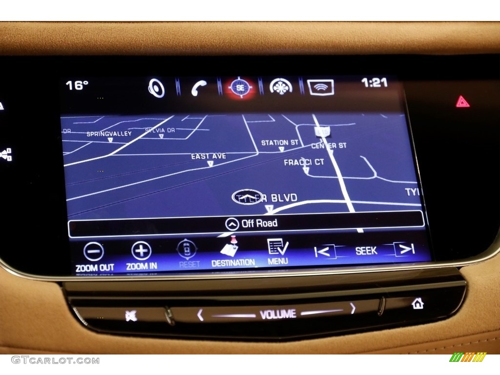 2017 Cadillac XT5 Platinum AWD Navigation Photos