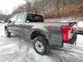 2019 Magnetic Ford F250 Super Duty XLT Crew Cab 4x4  photo #4