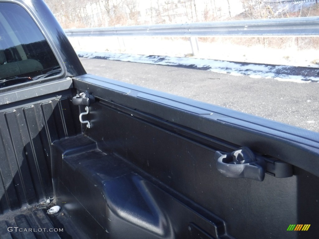 2017 Tacoma SR5 Double Cab 4x4 - Black / Cement Gray photo #10