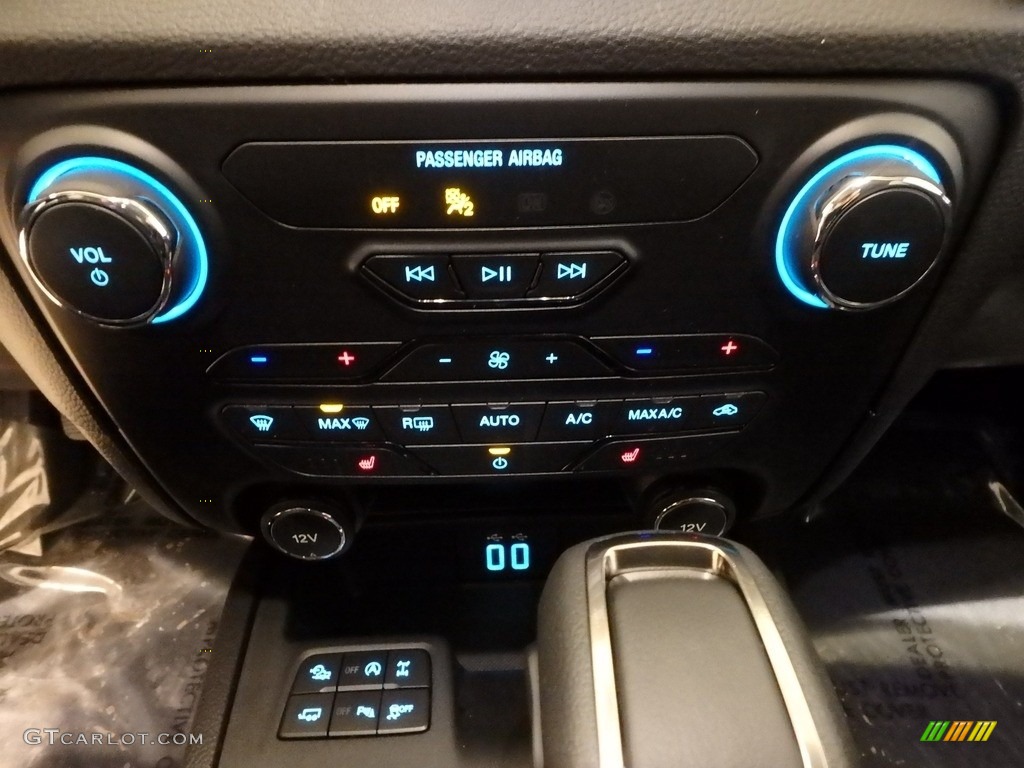 2019 Ford Ranger Lariat SuperCrew 4x4 Controls Photo #131613451