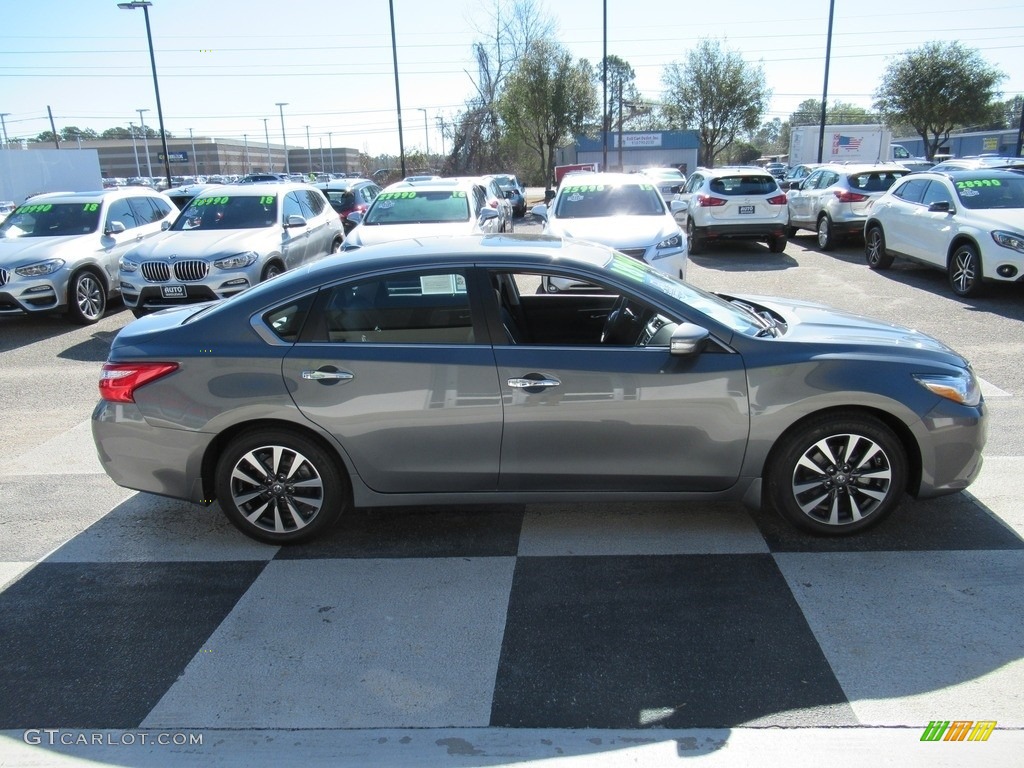 2017 Altima 2.5 SL - Gun Metallic / Charcoal photo #3