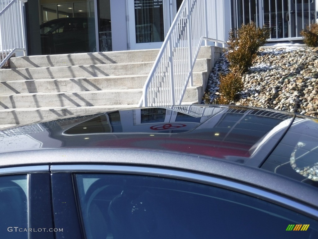 2013 Fusion Titanium AWD - Sterling Gray Metallic / Charcoal Black photo #4