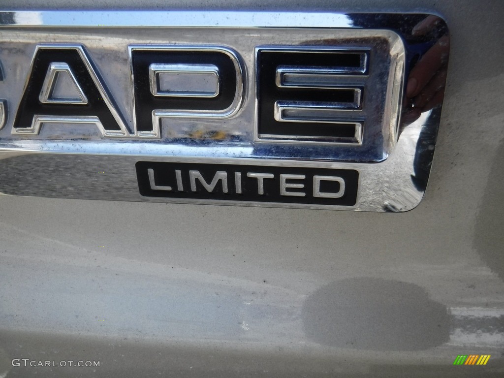 2012 Escape Limited V6 4WD - Gold Leaf Metallic / Camel photo #9