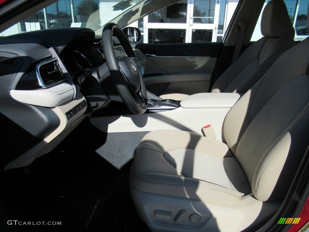 2018 Camry LE - Ruby Flare Pearl / Macadamia photo #10