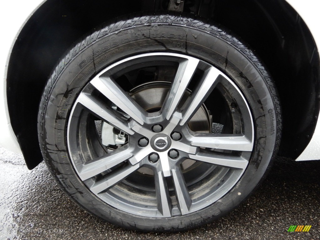 2019 Volvo XC60 T5 AWD Momentum Wheel Photo #131618431