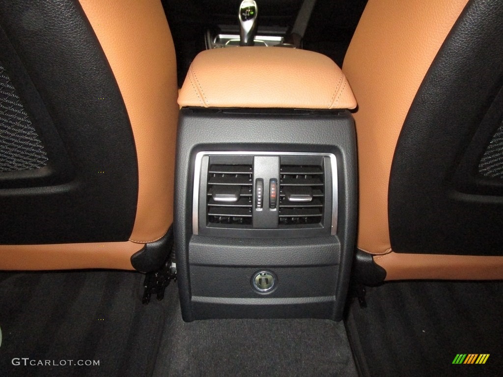 2018 3 Series 330i xDrive Sedan - Black Sapphire Metallic / Cognac photo #19
