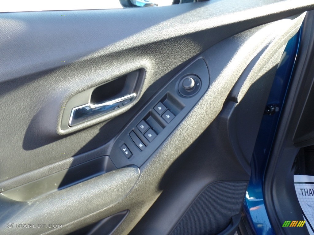 2019 Trax LT AWD - Pacific Blue Metallic / Jet Black photo #13