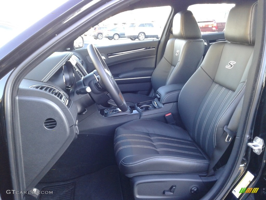 Black Interior 2019 Chrysler 300 S Photo #131624800