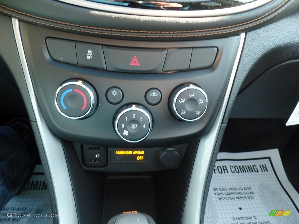 2019 Trax LT AWD - Pacific Blue Metallic / Jet Black photo #28