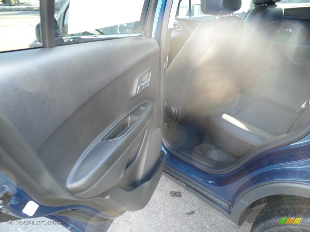 2019 Trax LT AWD - Pacific Blue Metallic / Jet Black photo #31