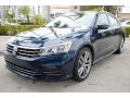 Tourmaline Blue Metallic - Passat R-Line Photo No. 5