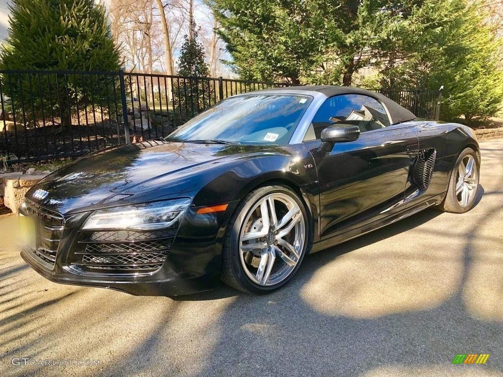 2014 R8 Spyder V10 - Phantom Black Pearl / Black photo #1