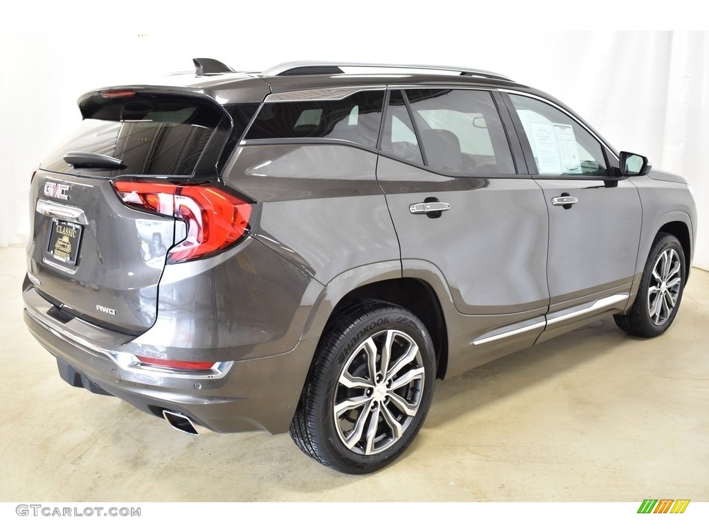 2019 Terrain Denali AWD - Smokey Quartz Metallic / Medium Ash Gray photo #2