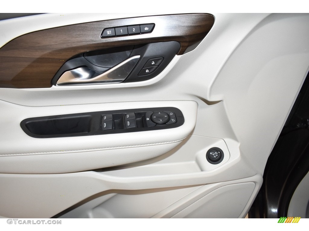 2019 GMC Terrain Denali AWD Door Panel Photos