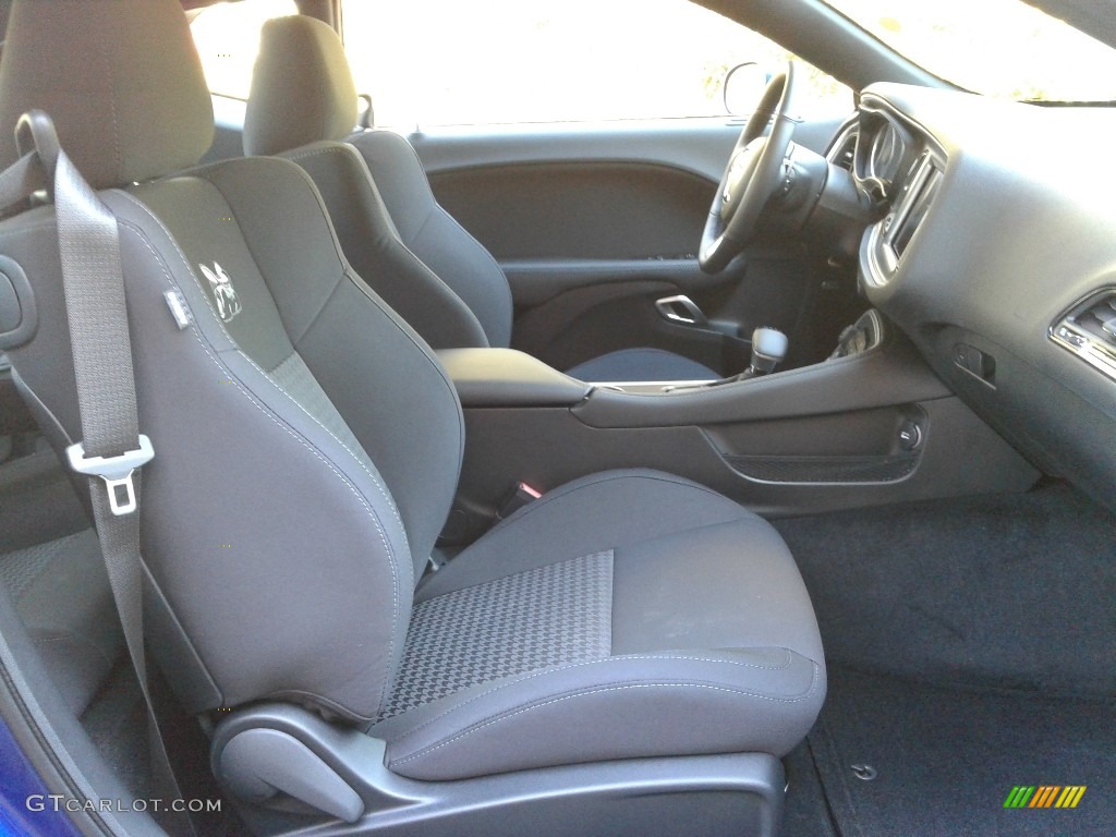 2019 Dodge Challenger R/T Scat Pack Front Seat Photo #131629880