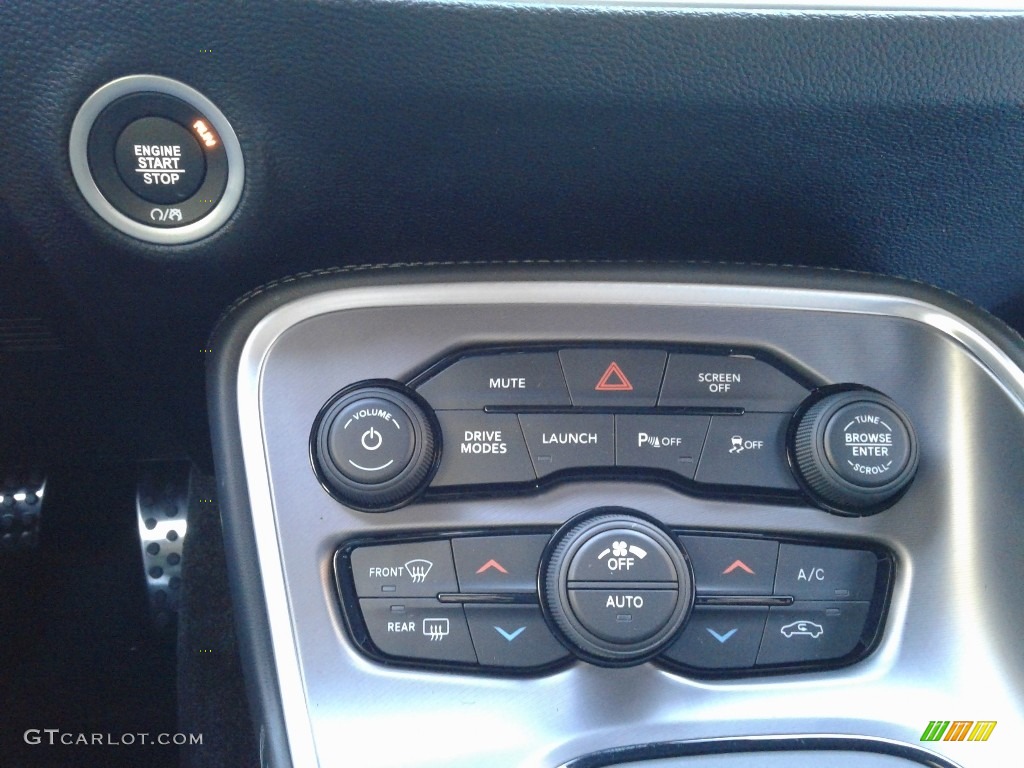2019 Dodge Challenger R/T Scat Pack Controls Photos