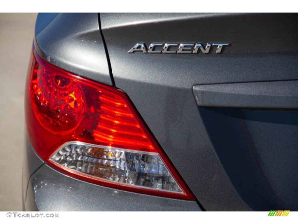 2013 Accent GLS 4 Door - Cyclone Gray / Gray photo #11