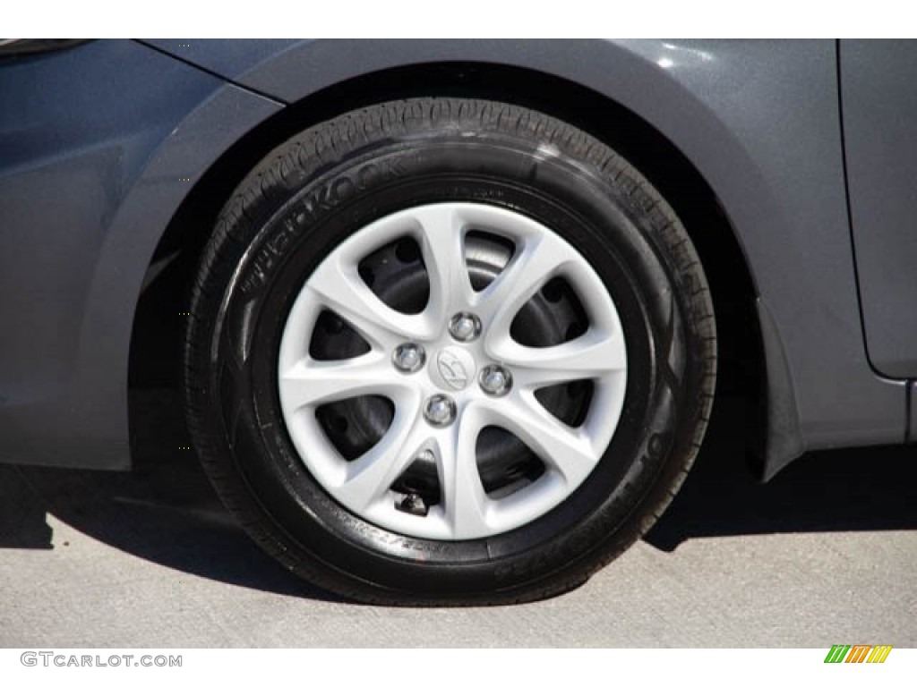 2013 Accent GLS 4 Door - Cyclone Gray / Gray photo #34