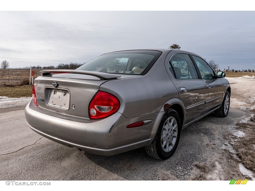 2000 Maxima GXE - Sterling Mist Metallic / Blond photo #4