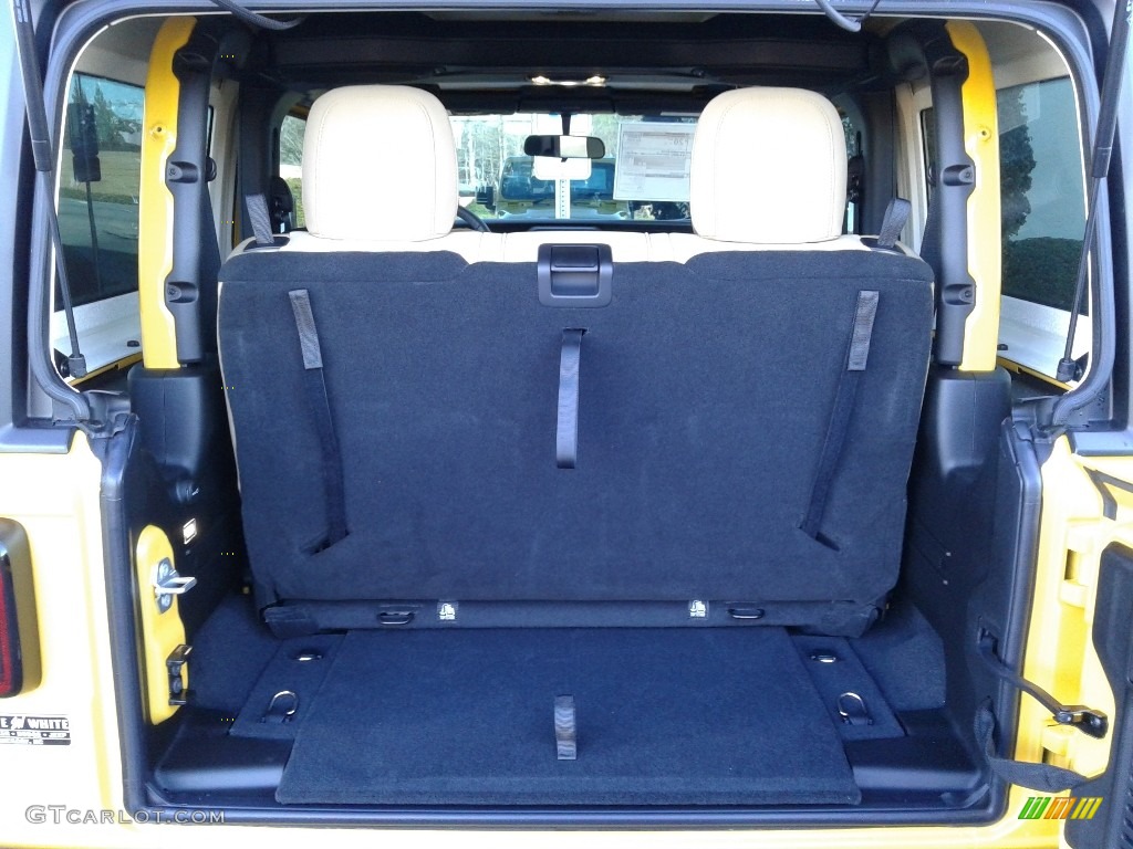 2019 Jeep Wrangler Sport 4x4 Trunk Photos