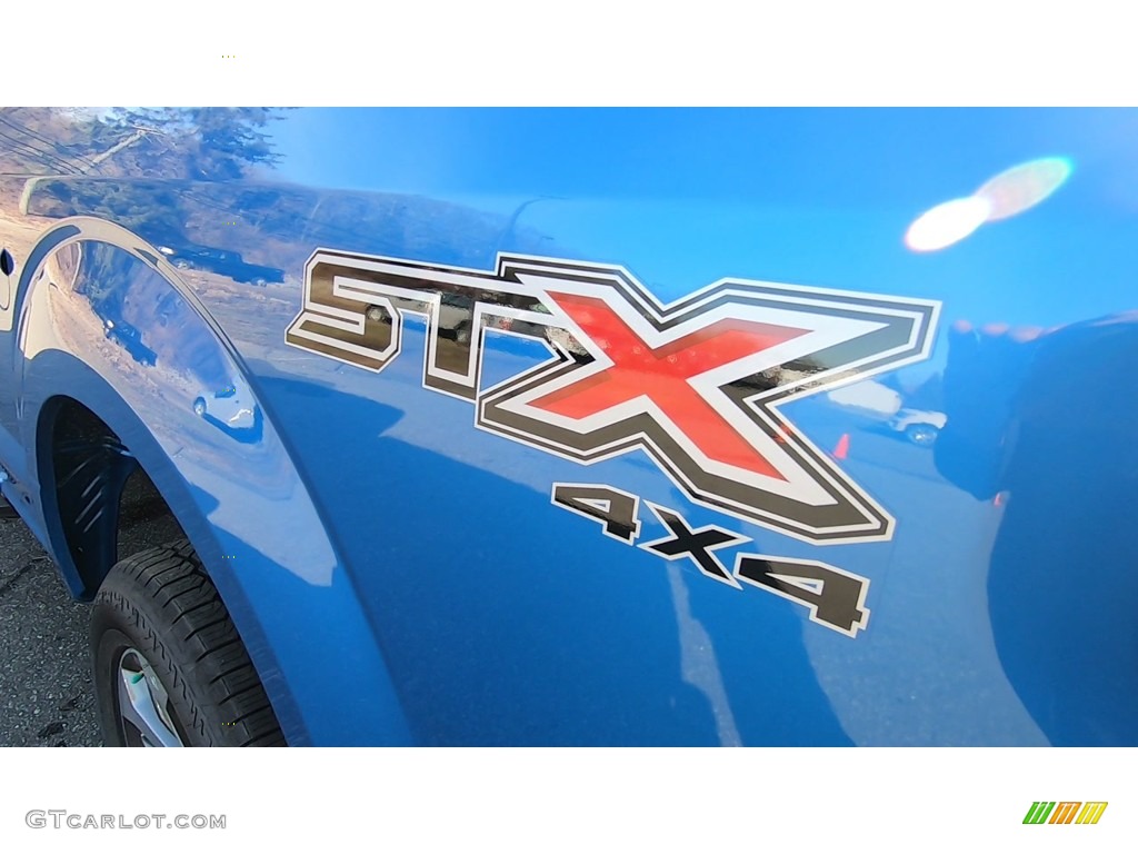 2019 F150 STX SuperCab 4x4 - Velocity Blue / Earth Gray photo #9