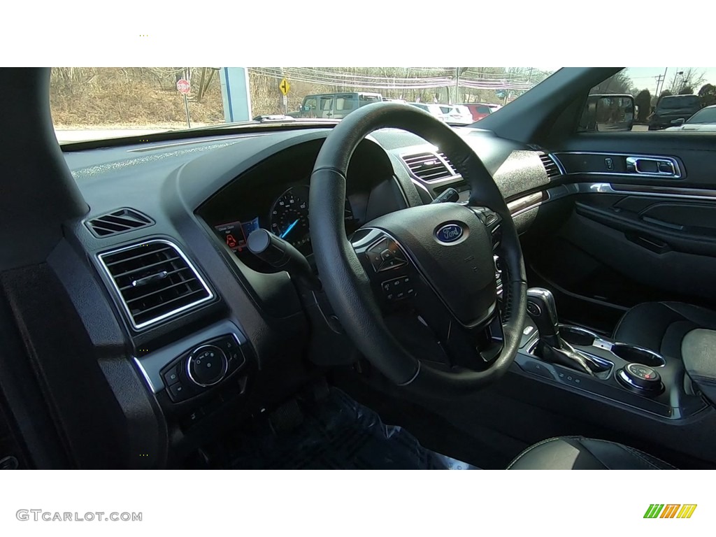 2018 Explorer Limited 4WD - Shadow Black / Ebony Black photo #11