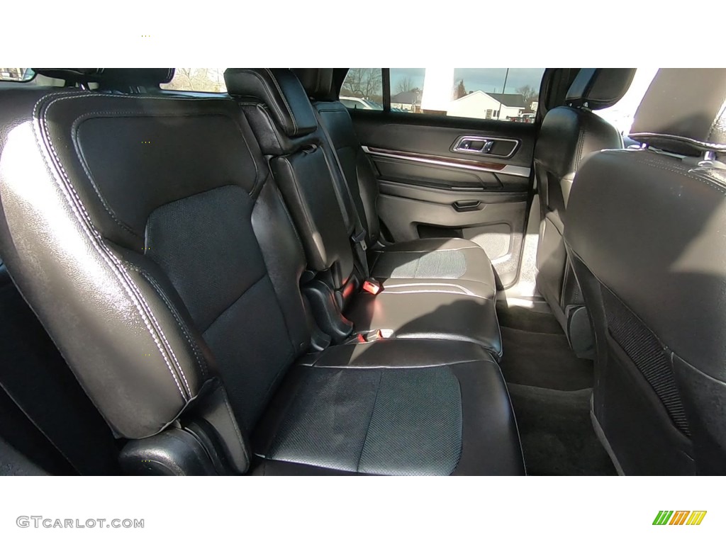 2018 Explorer Limited 4WD - Shadow Black / Ebony Black photo #23
