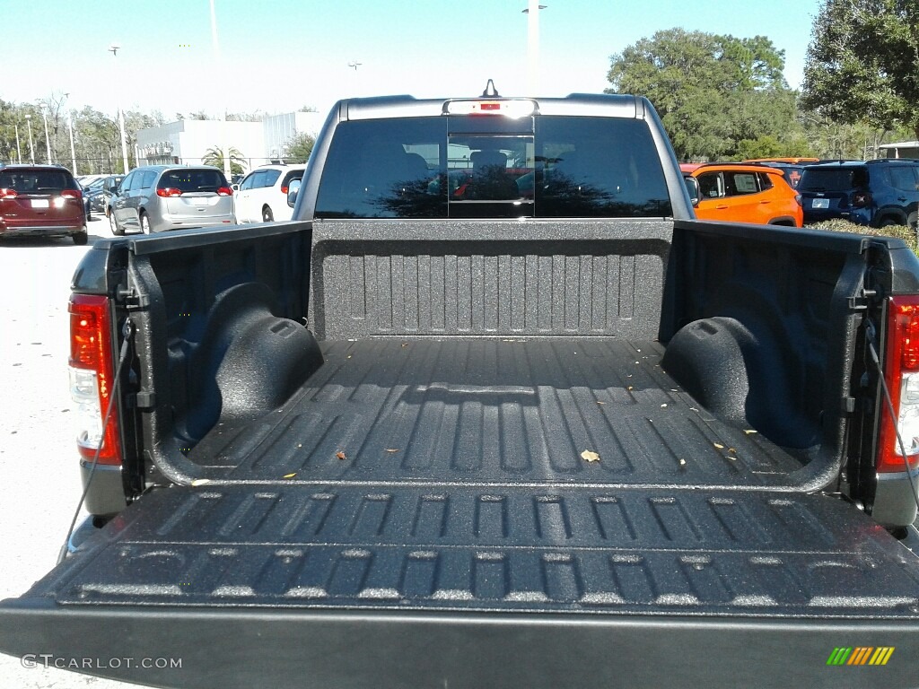 2019 1500 Tradesman Quad Cab - Granite Crystal Metallic / Black photo #19