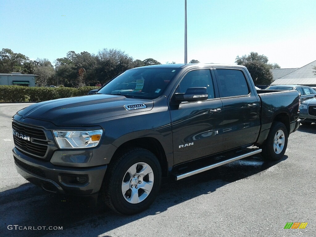 2019 1500 Big Horn Crew Cab 4x4 - Granite Crystal Metallic / Black photo #1