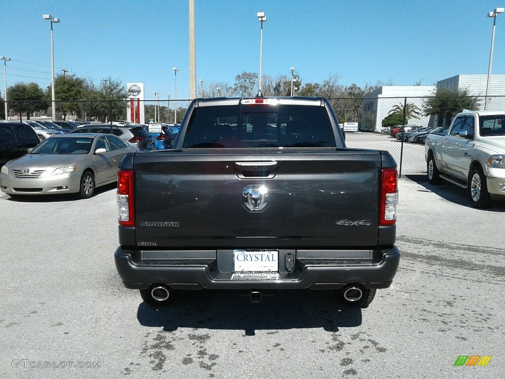 2019 1500 Big Horn Crew Cab 4x4 - Granite Crystal Metallic / Black photo #4