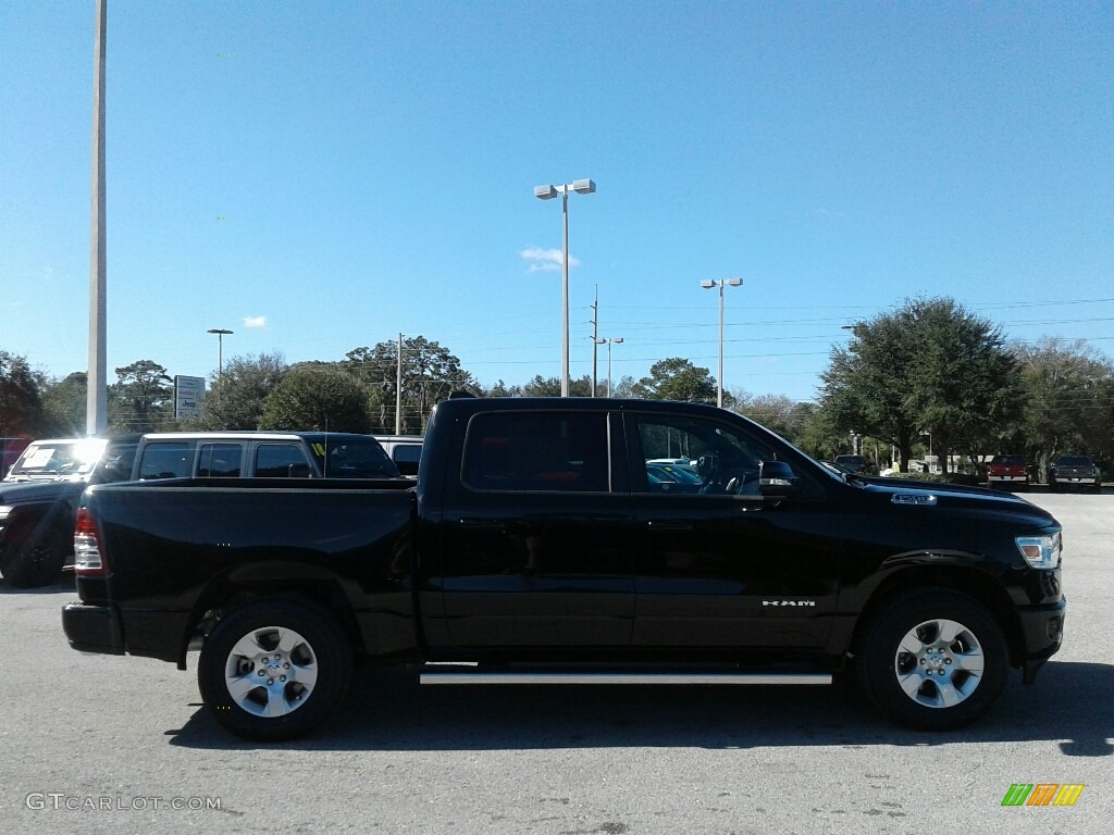 2019 1500 Big Horn Crew Cab 4x4 - Diamond Black Crystal Pearl / Black photo #6