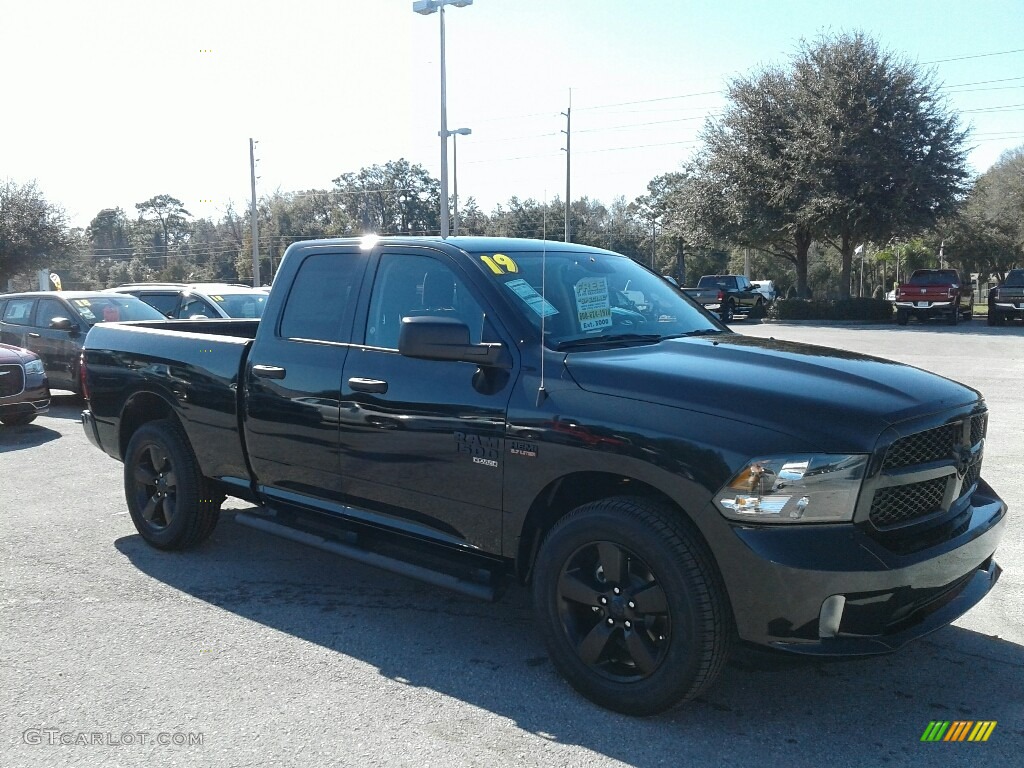 2019 1500 Classic Express Quad Cab - Brilliant Black Crystal Pearl / Black/Diesel Gray photo #7