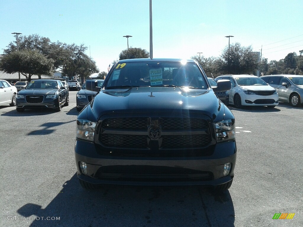 2019 1500 Classic Express Quad Cab - Brilliant Black Crystal Pearl / Black/Diesel Gray photo #8