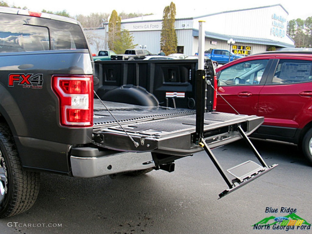 2019 F150 XLT SuperCrew 4x4 - Magnetic / Earth Gray photo #13