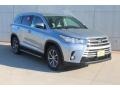 2019 Celestial Silver Metallic Toyota Highlander XLE  photo #2