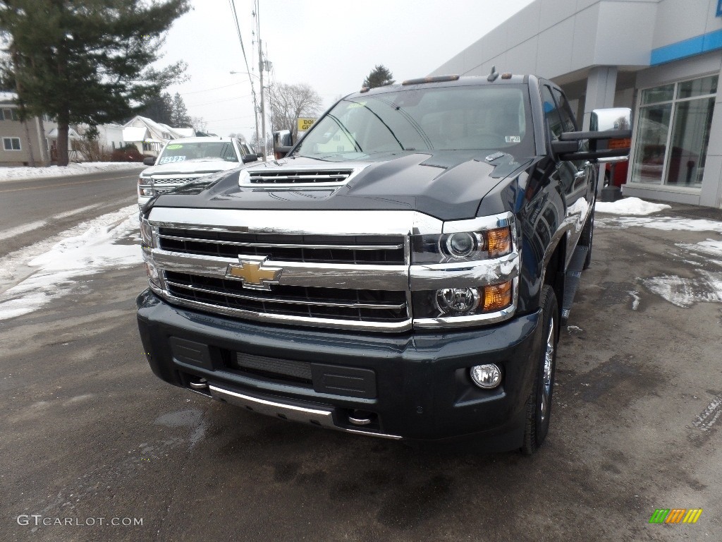 2019 Silverado 2500HD High Country Crew Cab 4WD - Graphite Metallic / High Country Jet Black/­Medium Ash Gray photo #5