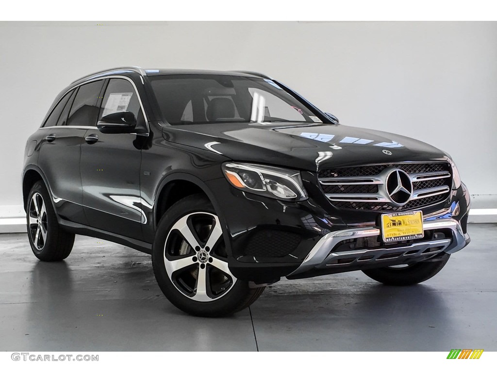 2019 GLC 350e 4Matic - Black / Black photo #12