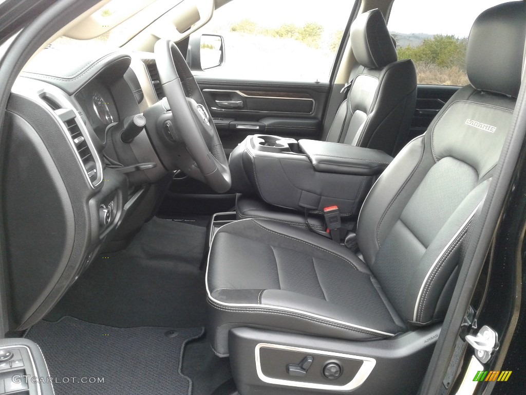 2019 1500 Laramie Crew Cab 4x4 - Diamond Black Crystal Pearl / Black photo #10