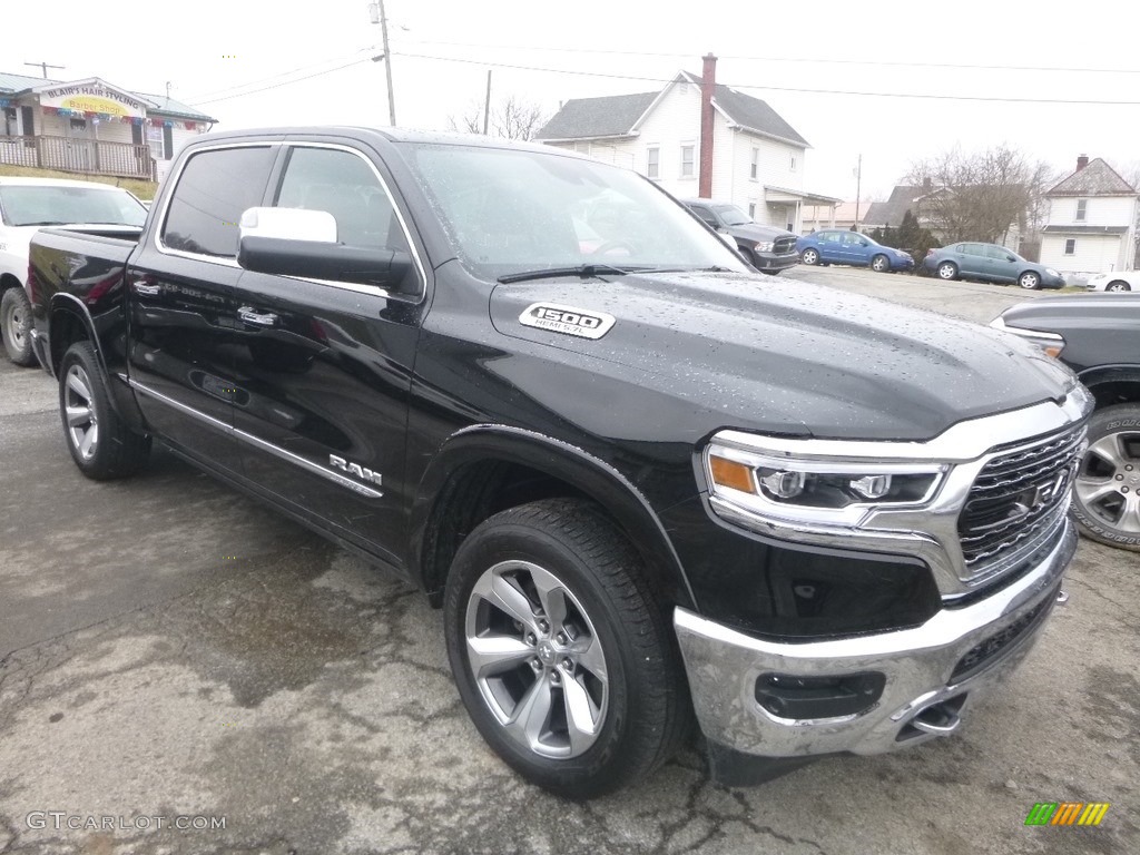 2019 1500 Limited Crew Cab 4x4 - Diamond Black Crystal Pearl / Black photo #8