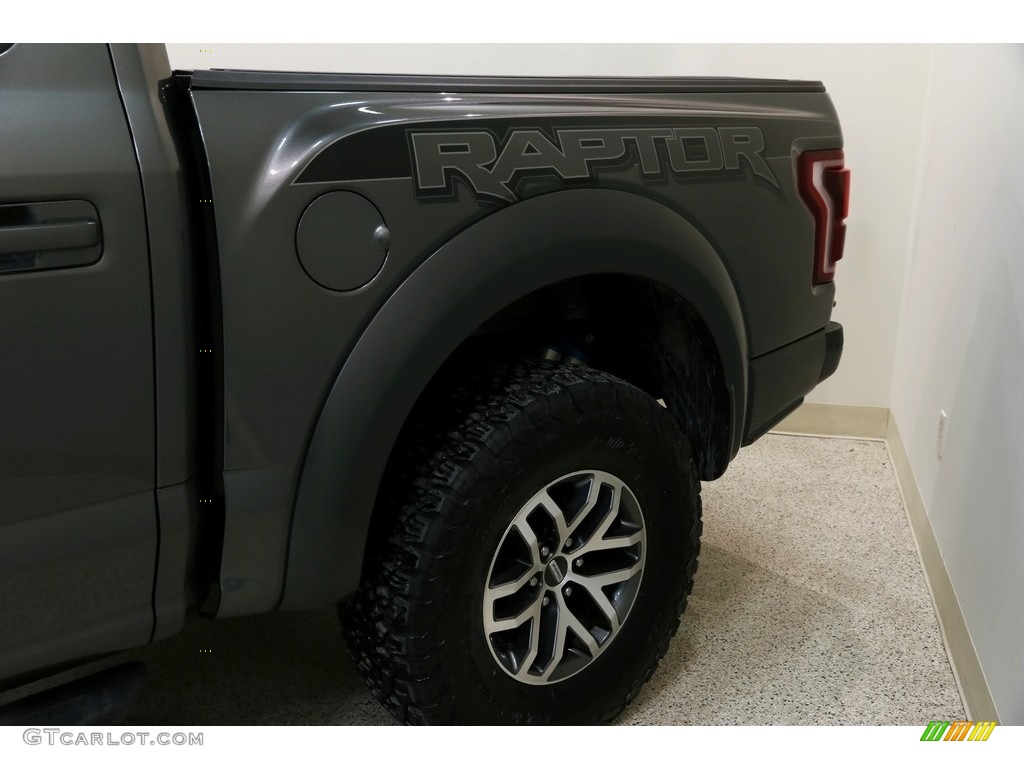 2017 F150 SVT Raptor SuperCrew 4x4 - Magnetic / Raptor Black/Orange Accent photo #4