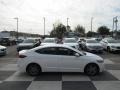 White - Elantra SE Photo No. 3