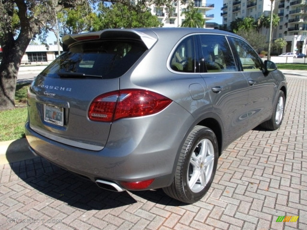 2014 Cayenne Diesel - Meteor Grey Metallic / Luxor Beige photo #11