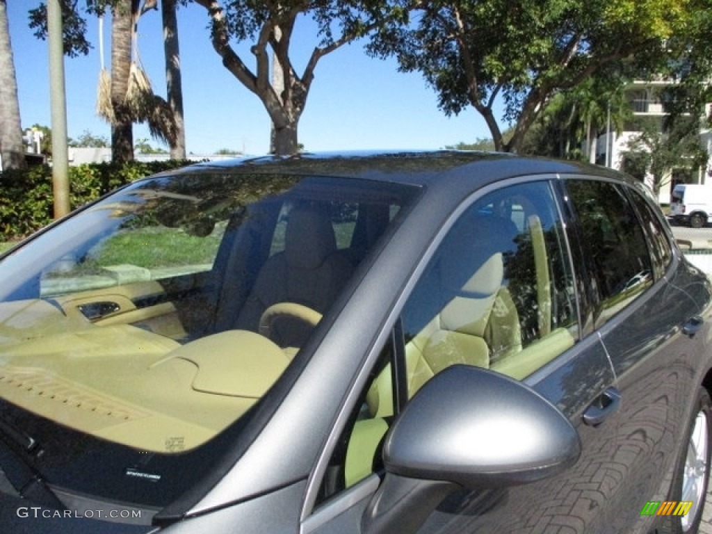 2014 Cayenne Diesel - Meteor Grey Metallic / Luxor Beige photo #44