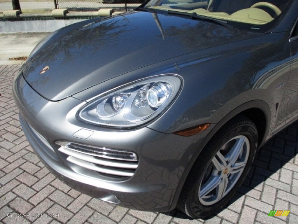 2014 Cayenne Diesel - Meteor Grey Metallic / Luxor Beige photo #54