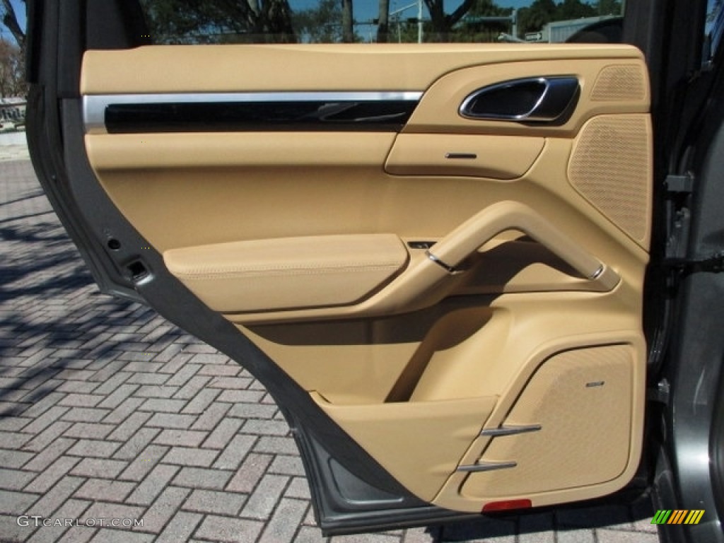 2014 Cayenne Diesel - Meteor Grey Metallic / Luxor Beige photo #65