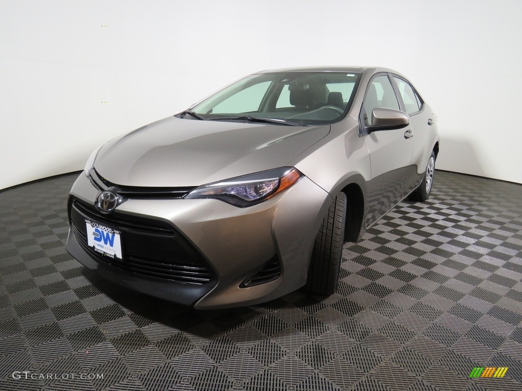 2017 Corolla LE - Falcon Gray Metallic / Black photo #9